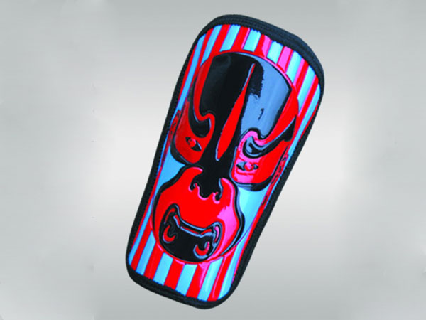 680-1 潤(rùn)揚(yáng)足球護(hù)腿板